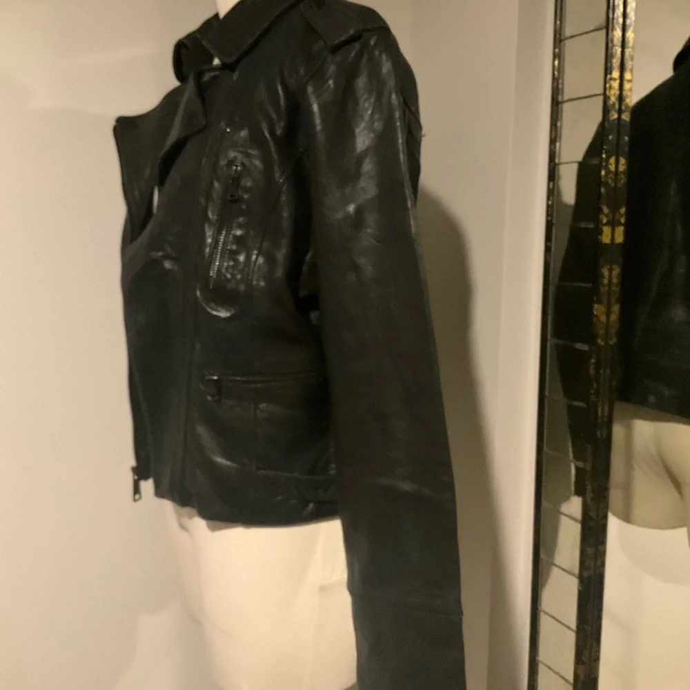 Levi's Women's Black Leather Jacket - Picture 3 of 8